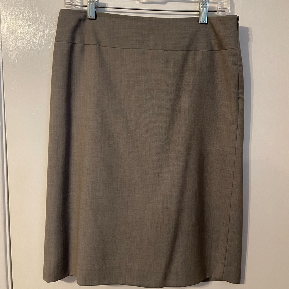 Light grey Banana Republic Pencil skirt 4